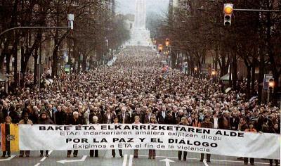ni un muerto mas, el dolor es nuestro